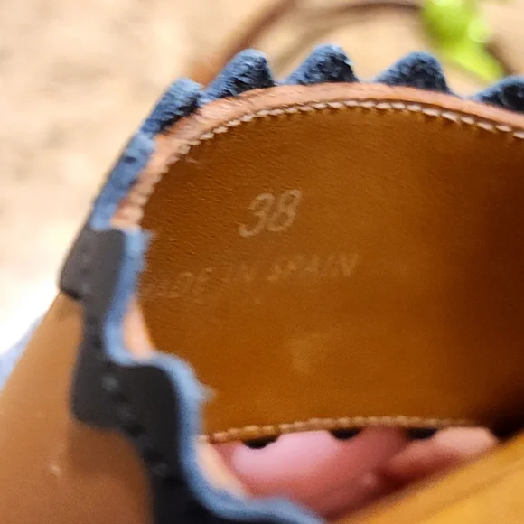 SEE BY CHLOÉ "Robin" Wedge Platform w/Ankle Strap - Tan/Brown/Black - Size 38/8 - Picture 10 of 12